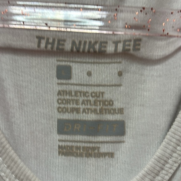 Nike Tank Top - Picture 5 of 7